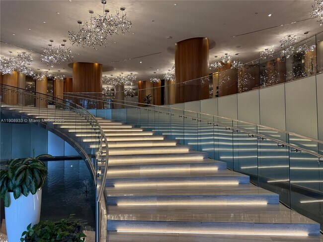 Building Photo - 488 NE 18th St