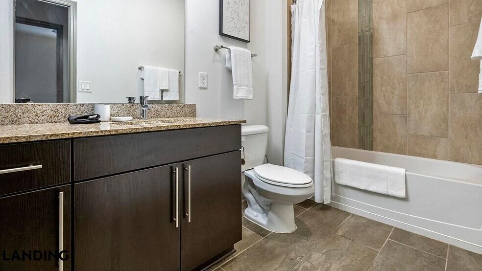 Building Photo - 11010 Northlake Landing Dr