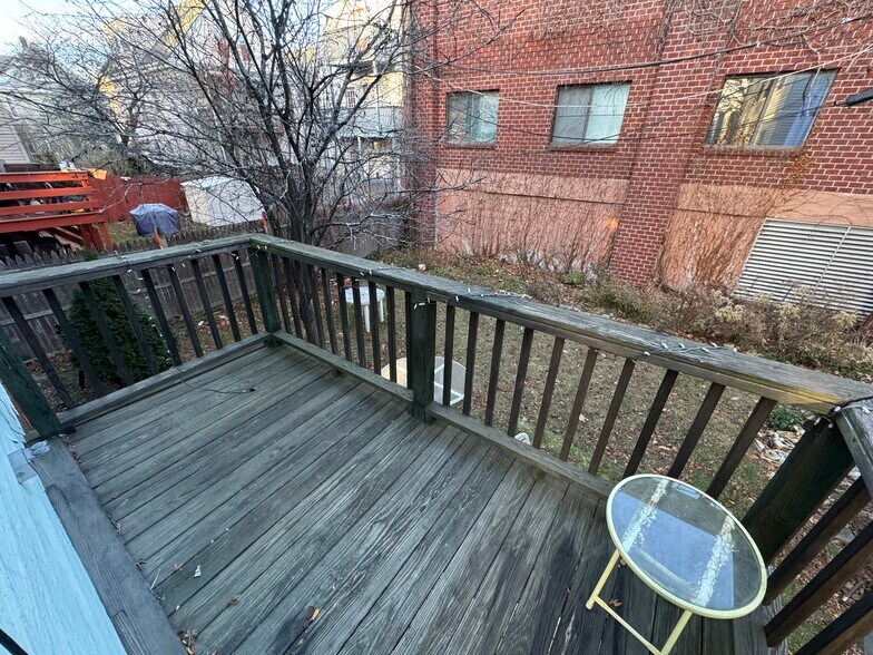 Building Photo - 377 Highland Ave