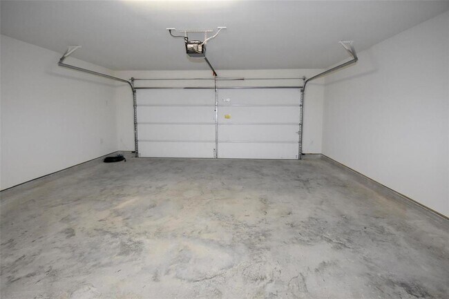 Building Photo - 11663 Rosewood Forest Ct