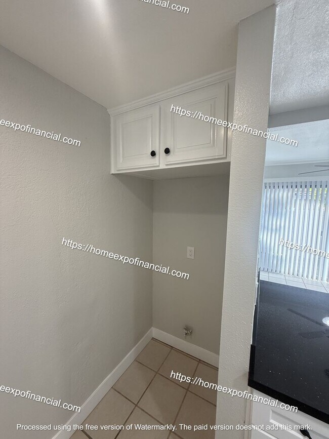 Building Photo - Nice Home For Rent