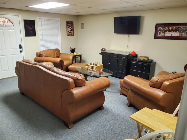 Building Photo - 2951 Lexington Trace Dr