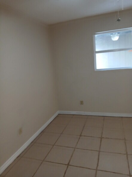 Building Photo - 17140 FM 344 W
