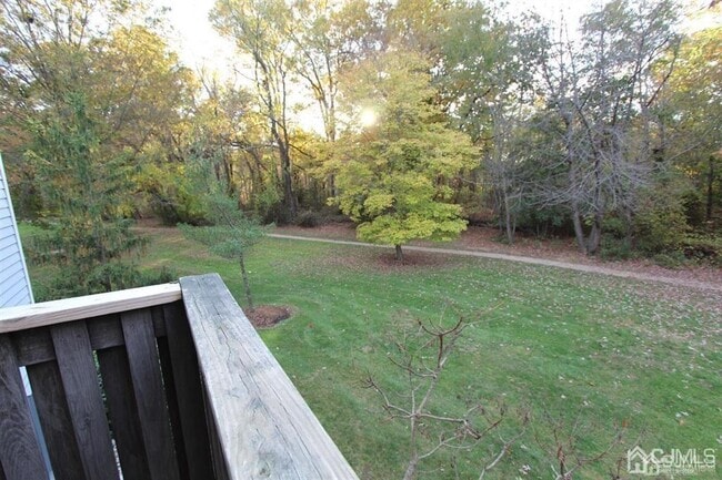 Building Photo - 1618 Aspen Dr
