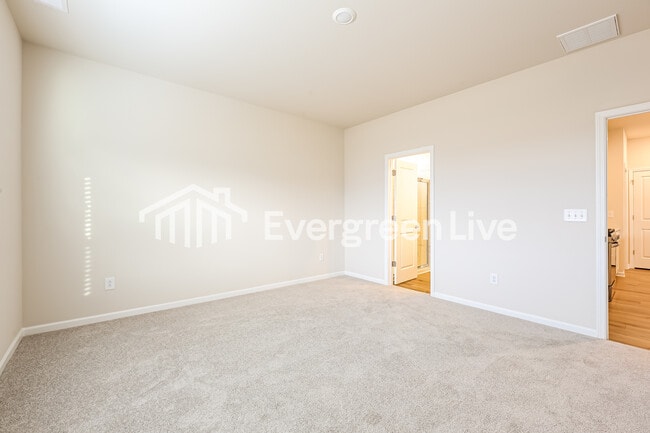 Building Photo - now