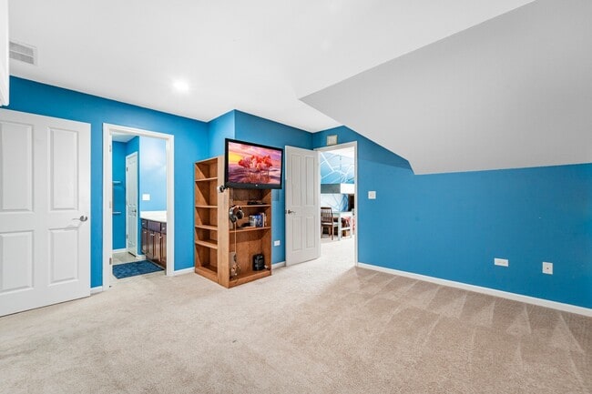 Building Photo - 16519 S Fox Run Cir