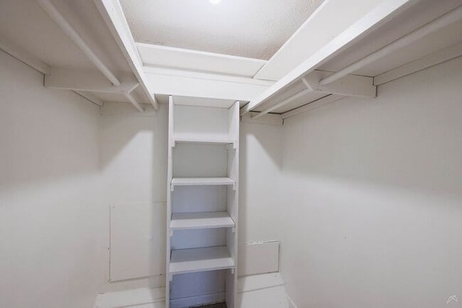 Building Photo - Live Larger Near Emory — Spacious 2-Bedroom with 1.5 Baths | 936 SF