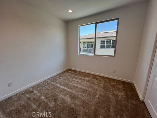Building Photo - 4402 Clifton Ave