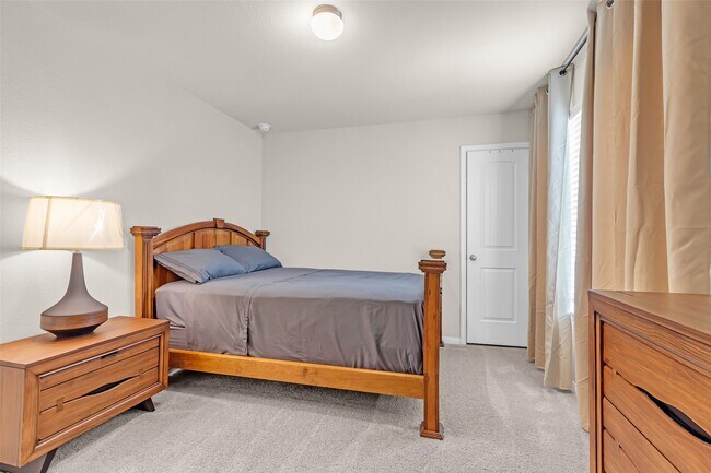 Building Photo - 14033 Lamprey Dr