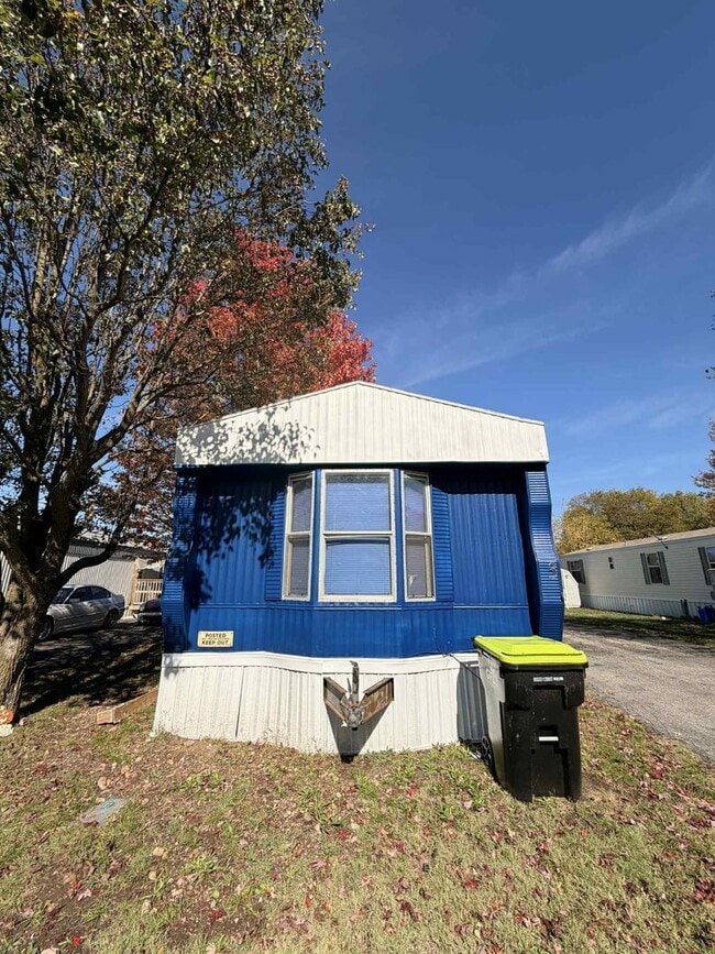 Building Photo - Shared Trailer for Rent – Webb City, MO.