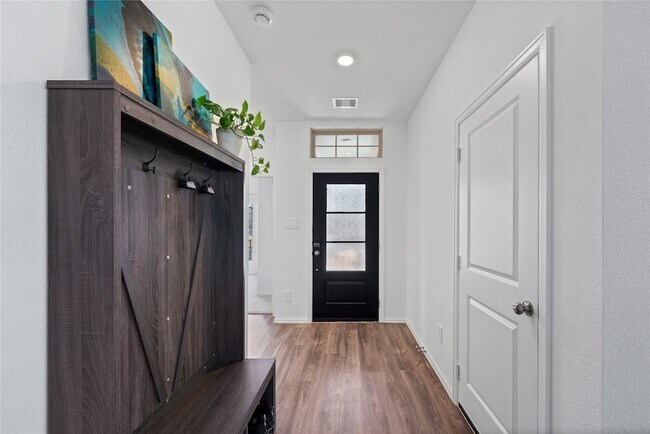 Building Photo - 237 Augustine Wy