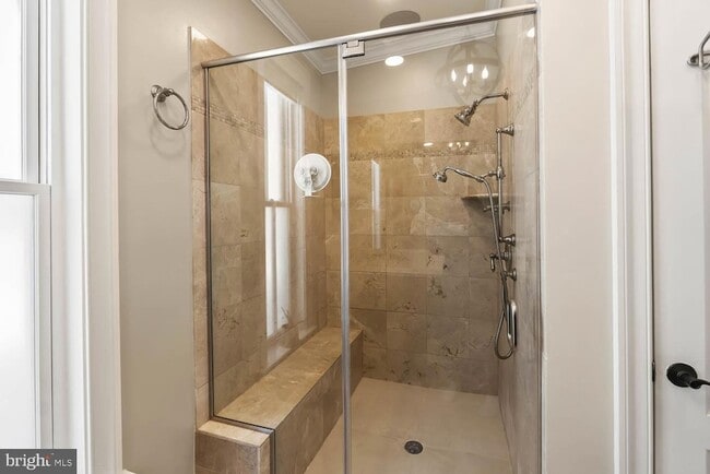 Building Photo - 1224 R St NW