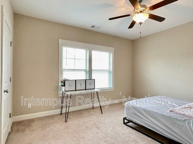 Building Photo - 2856 Americus Dr