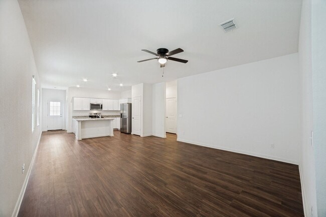 Building Photo - 14426 Elkhorn Crest