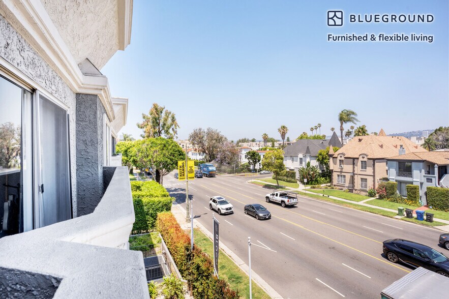 Building Photo - 8560 W Olympic Blvd
