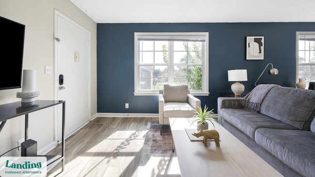 Building Photo - 231 New Shackle Island Rd