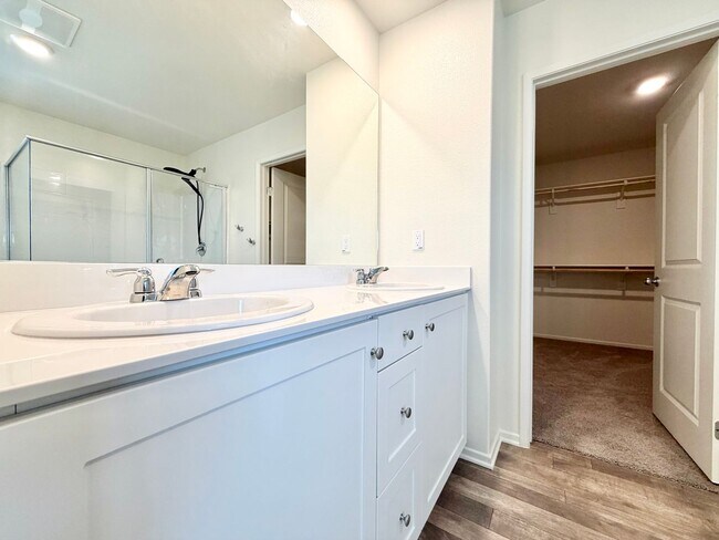 Building Photo - Modern 4 Bedroom 3 Bathroom Living with INCLUDED Solar & Entertainer’s Backyard