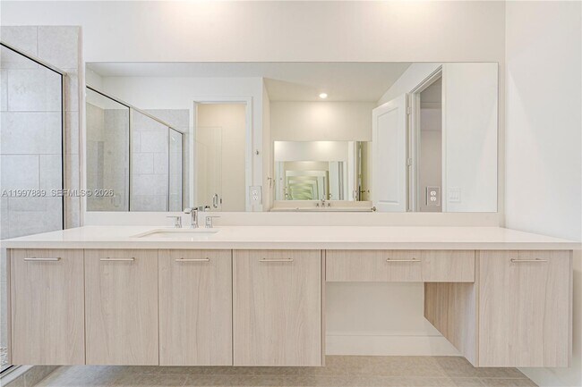 Building Photo - 4390 SW 122nd Terrace