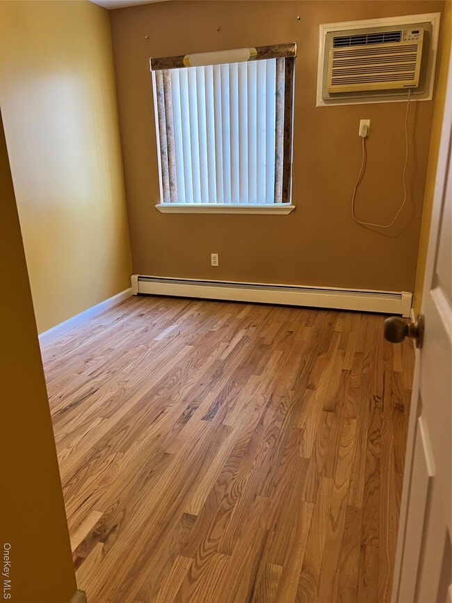 Building Photo - 169-11-169105 105th Ave