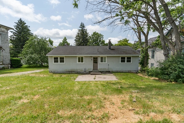 Building Photo - 110 Main St