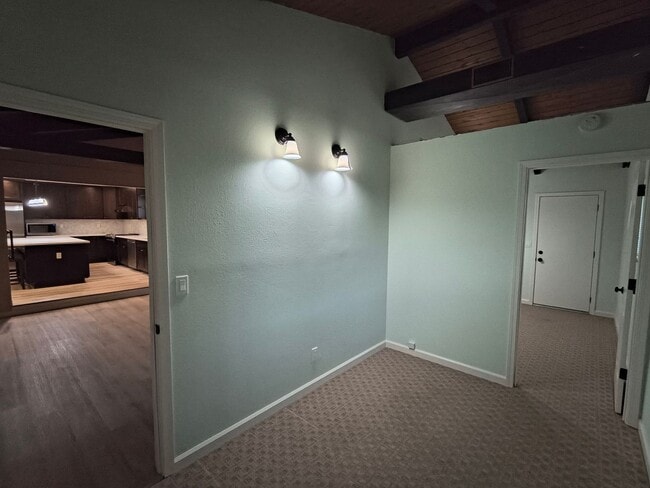 Building Photo - MUST SEE!!!!! Beautifully Remodeled Home in North Livermore!!!