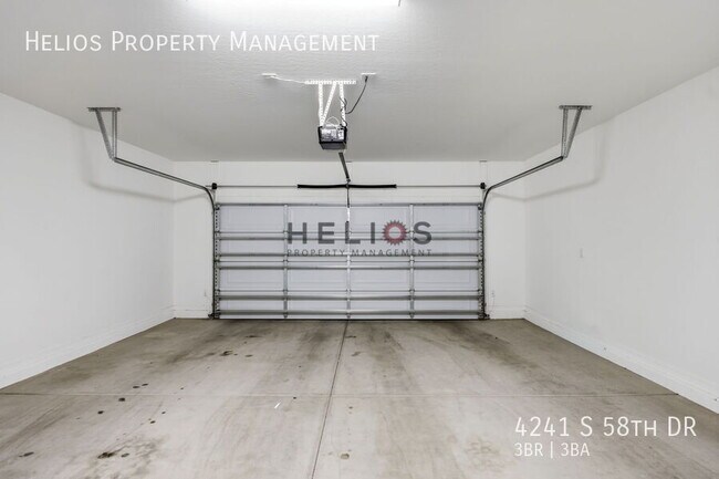 Building Photo - 4241 S 58th Dr