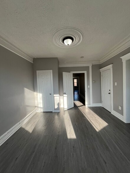 Building Photo - 268 Dwight St