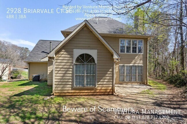 Building Photo - 2928 Briarvale Ct SE