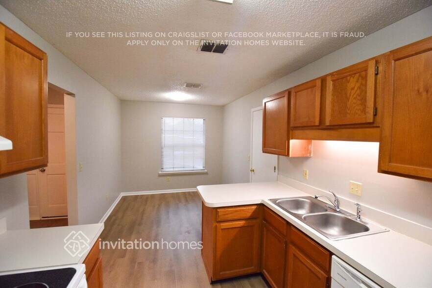 Building Photo - 1658 Powderhorn Ct