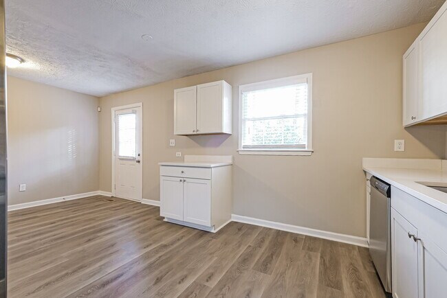 Building Photo - 4928 Spirit Ct SW