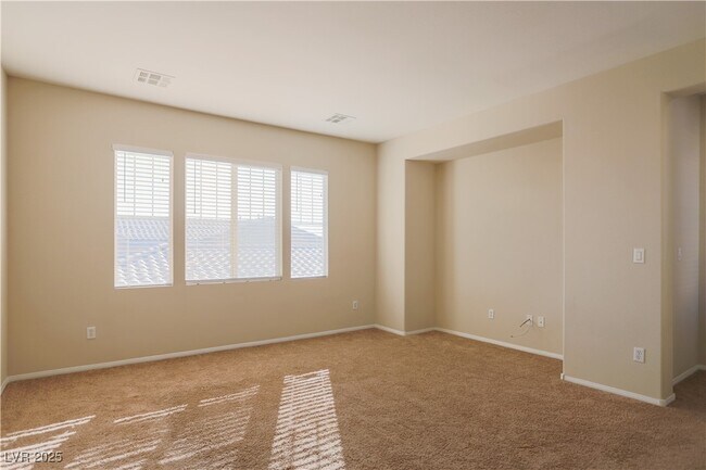 Building Photo - 10733 Mentesana Ave