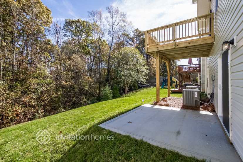 Building Photo - 5626 Colonial Garden Dr