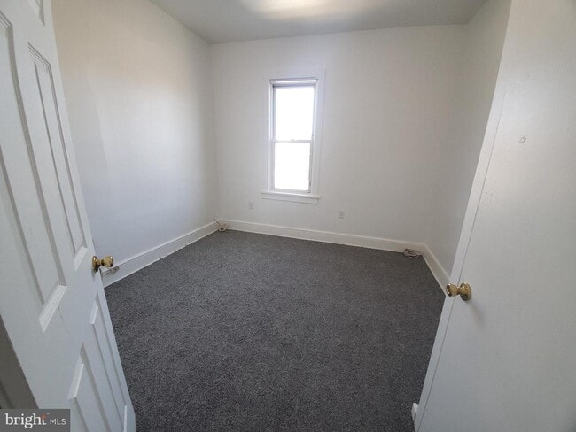 Building Photo - 41 Carpenter St