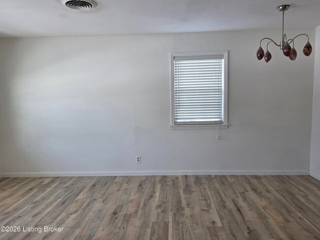 Building Photo - 9703 Dolphin Ct