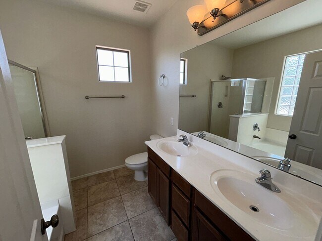 Building Photo - 3911 S 100th Glen