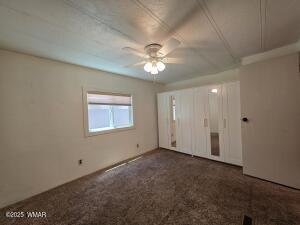 Building Photo - 2800 S White Mountain Rd