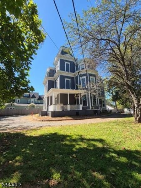 Primary Photo - 810 Old York Rd