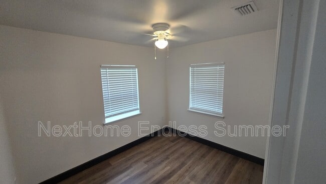 Building Photo - 120 Mccallman Rd