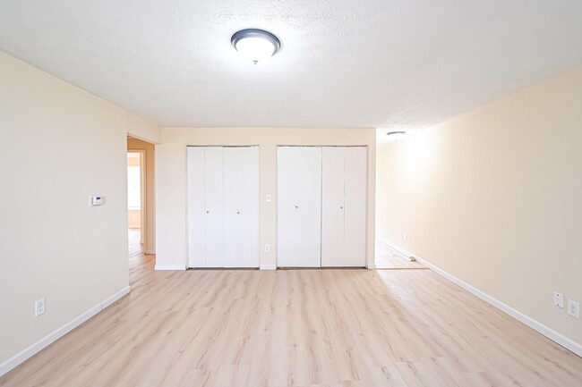Building Photo - 6171 Little Creek Ct