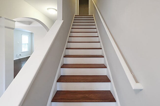 Building Photo - Stunning & Spacious 4 Bedroom Home in Highland Falls Community