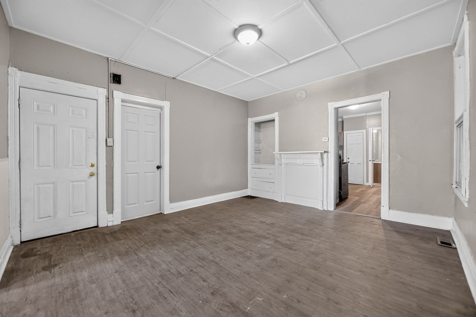 Building Photo - 362 9th St