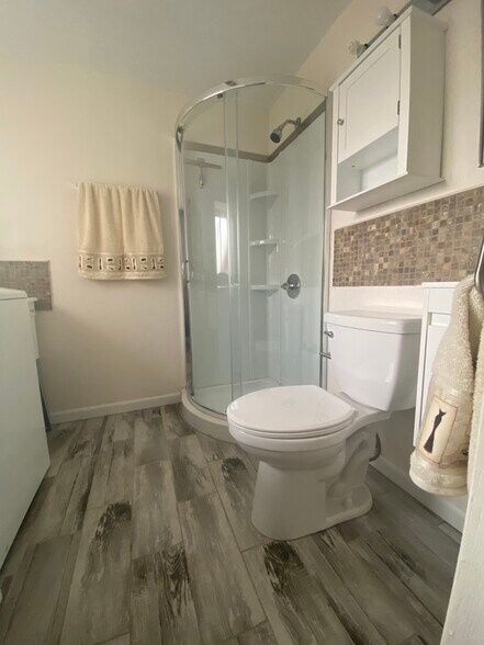 Building Photo - 325 Catalina Dr