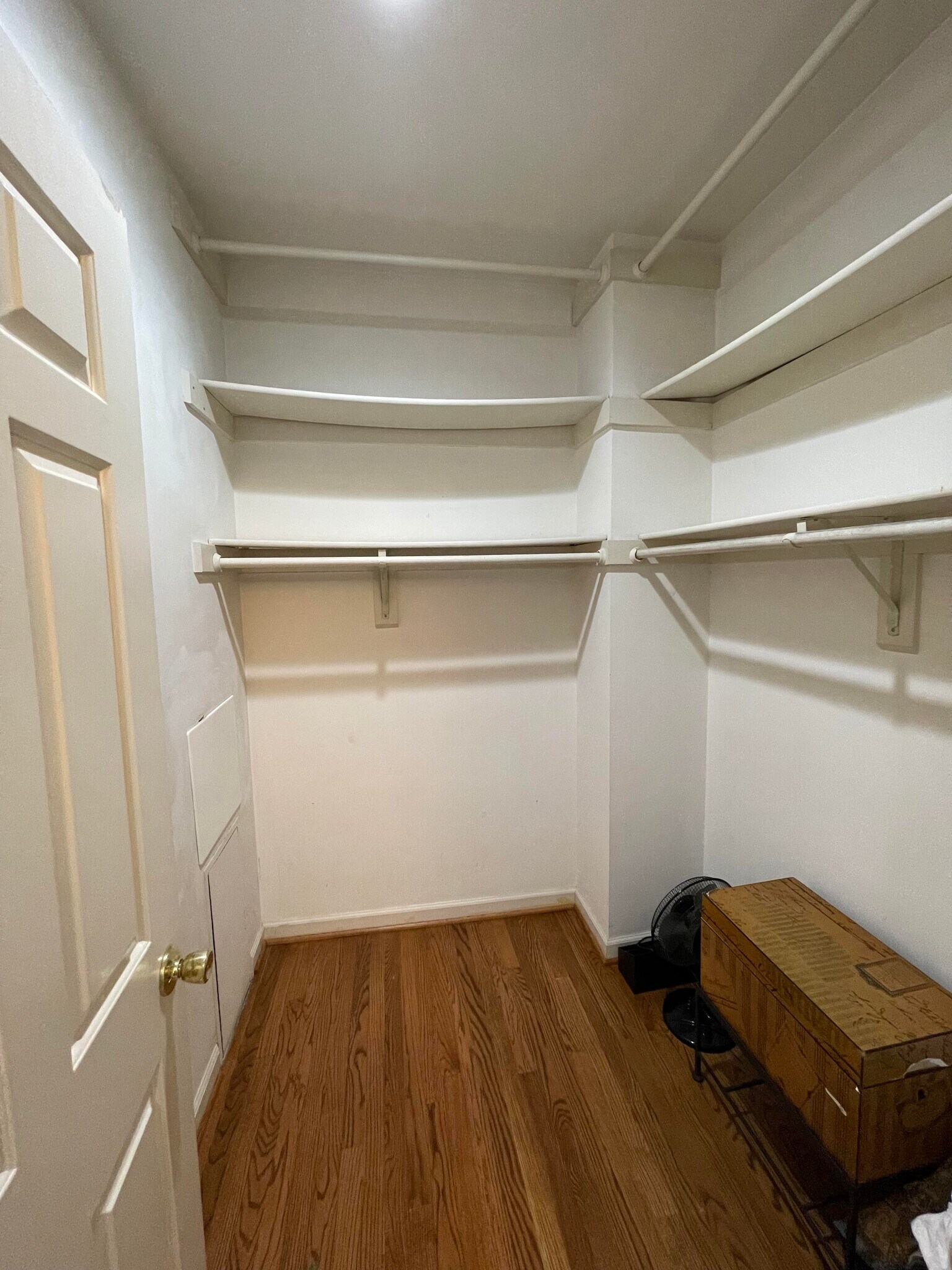 Primary Closet - 1914 5th St NW