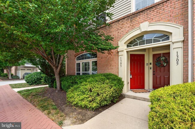 Building Photo - 1303 Cheswick Ln