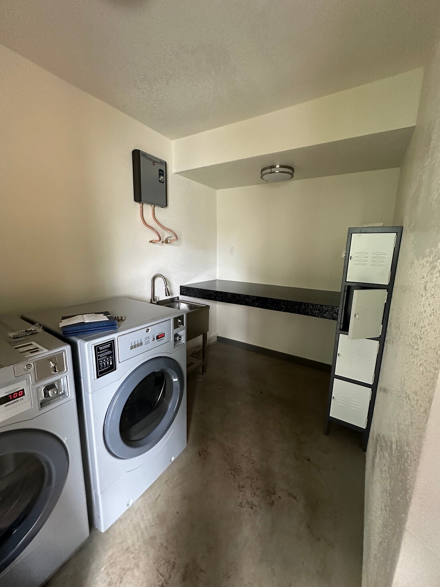 Building Photo - 639 16th St