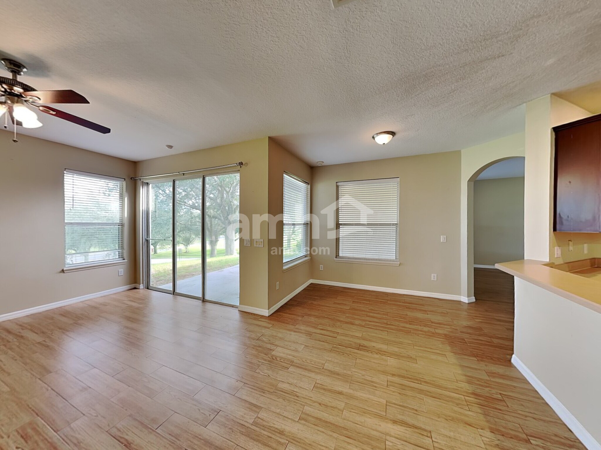 Building Photo - 526 Azalea Bloom Dr