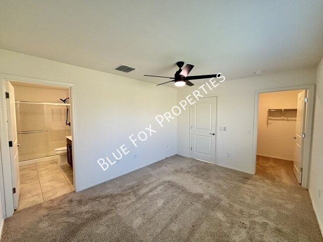 Building Photo - 8823 E Stone Meadow Cir