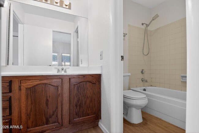 Building Photo - 11666 N 28th Dr