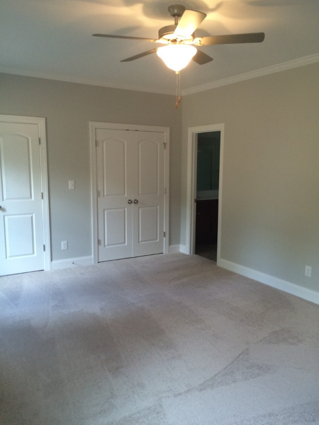 Building Photo - NEW CONSTRUCTION in Lake Jeanette !!! for ...