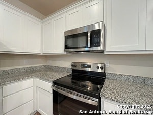 Building Photo - 13862 Enzo Gate